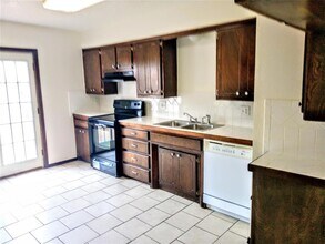 121 Stonewood Dr in Noble, OK - Building Photo - Building Photo
