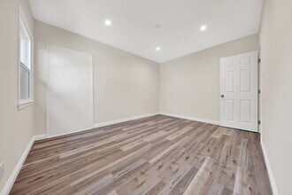 1151 N Verdugo Rd, Unit A in Glendale, CA - Building Photo - Building Photo