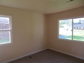 328 Kent Ave in Colonial Heights, VA - Building Photo - Building Photo