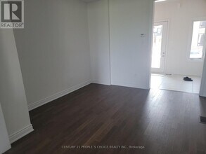 1326 Anthonia Trail in Oakville, ON - Building Photo - Building Photo