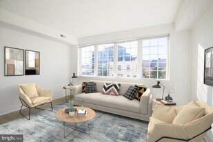 1324 Frankford Ave in Philadelphia, PA - Building Photo