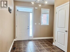 441 Twin Leaf St in Waterloo, ON - Building Photo - Building Photo