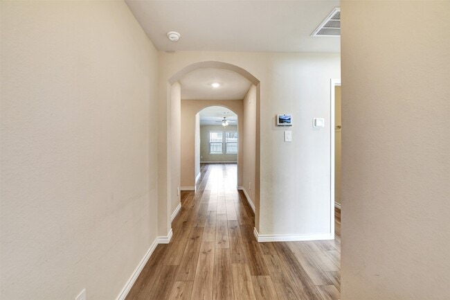 property at 1006 Fannin St