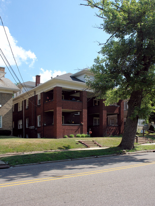 339 15th St NW in Canton, OH - Building Photo