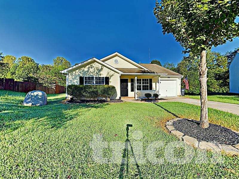 11110 Nolet Ct in Charlotte, NC - Building Photo