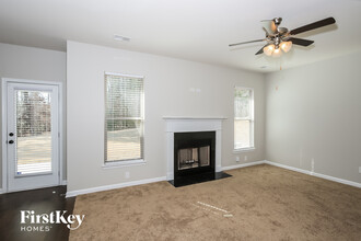3823 Okefenokee Rdg in Loganville, GA - Building Photo - Building Photo