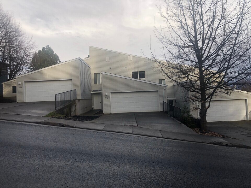 504 SW City View St, Unit B in Pullman, WA - Foto de edificio