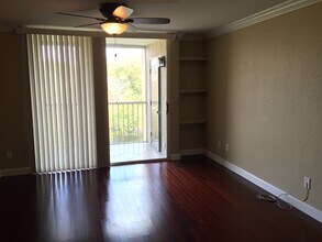 8813 Latrec Ave, Unit 202 in Orlando, FL - Building Photo - Building Photo