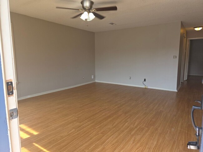 12105 Carriage Ct SE in Huntsville, AL - Building Photo - Building Photo