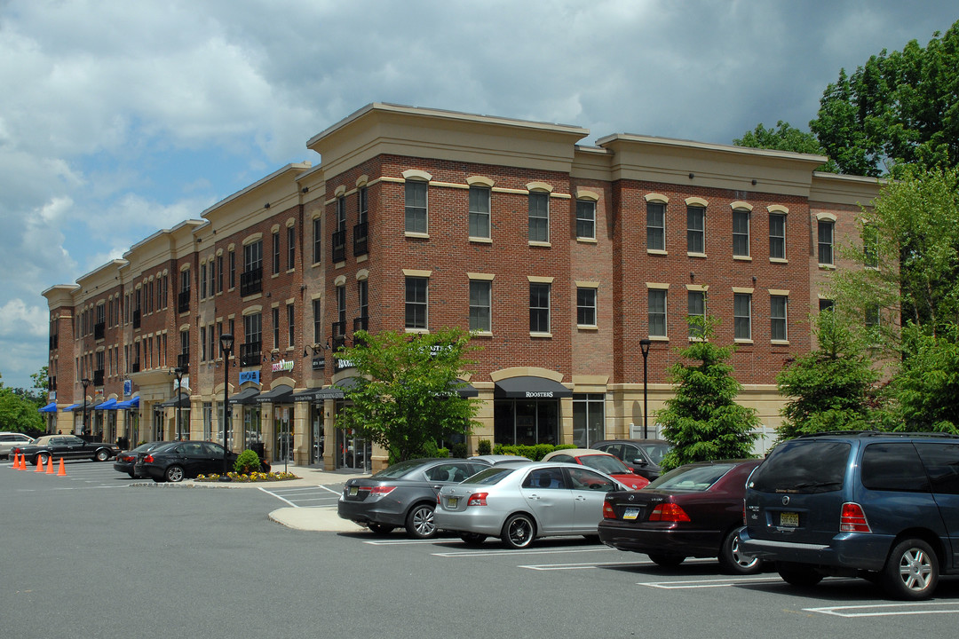 The Promenade at Summit in Summit, NJ - Foto de edificio