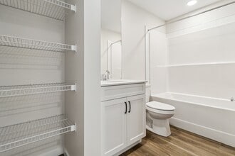 20748-20724 24 Ave NW in Edmonton, AB - Building Photo - Building Photo