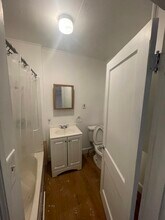 77 Rumford St, Unit Apt 1 in Waterbury, CT - Building Photo - Building Photo