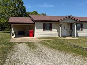 20600 Sedalia Rd in Waynesville, MO - Building Photo - Building Photo