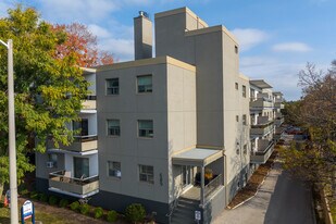 Driftwood Apartments