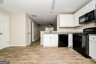 304 Lauren Way in Mcdonough, GA - Building Photo - Building Photo