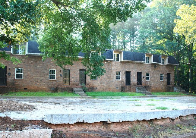 2156 Park Ter in College Park, GA - Foto de edificio - Building Photo