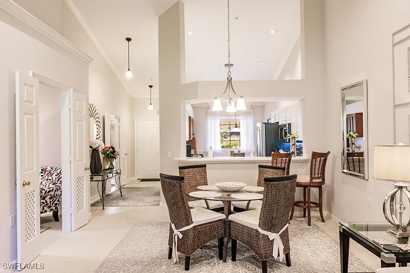 8135 Celeste Dr in Naples, FL - Building Photo