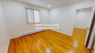 15 Arizona Ter, Unit 4 in Arlington, MA - Building Photo - Building Photo