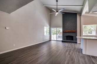 1005 Via Balboa in Mesquite, TX - Building Photo - Building Photo