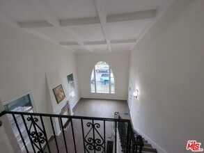 1203 E 15th St in Long Beach, CA - Building Photo - Building Photo