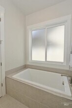 10635 W Bell Fountain Dr in Star, ID - Building Photo - Building Photo