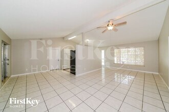 6007 Dartmouth Dr in Bradenton, FL - Building Photo - Building Photo