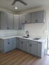 801 Wilson Ave in Bakersfield, CA - Building Photo - Building Photo