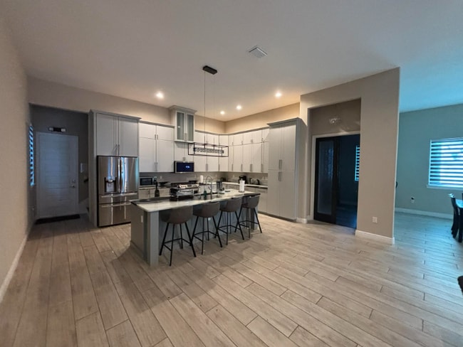 415 4th Ave SW in Largo, FL - Building Photo - Building Photo