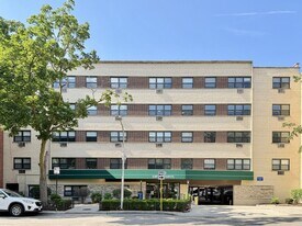 445 W Surf St, Unit 4 in Chicago, IL - Building Photo