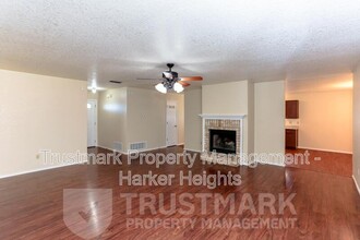 3605 Crosscut Loop in Killeen, TX - Foto de edificio - Building Photo