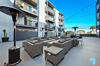 Linden Lofts in Long Beach, CA - Foto de edificio - Building Photo