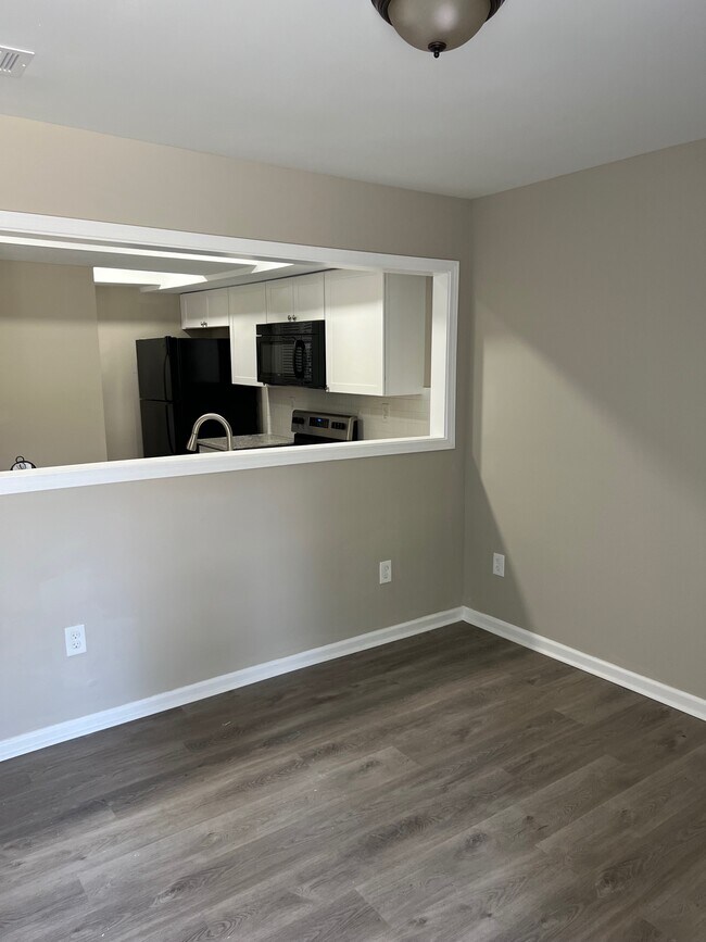 2604 Campbellton Rd SW in Atlanta, GA - Building Photo - Building Photo