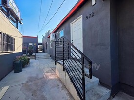 572 El Cajon Blvd in El Cajon, CA - Building Photo