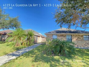 4119 W La Guardia Ln in Edinburg, TX - Building Photo - Building Photo