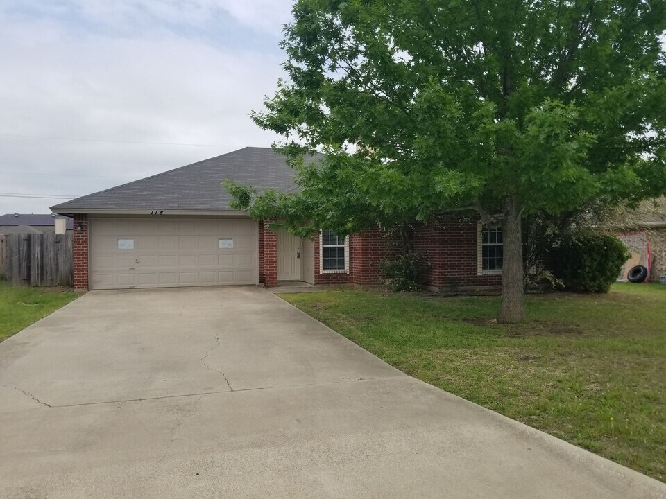 118 Boxer St in Nolanville, TX - Building Photo