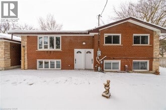 245 Thaler Ave in Kitchener, ON - Building Photo - Building Photo