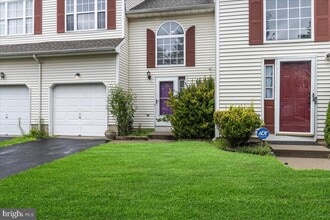 28 Fawn Ct in Lumberton, NJ - Building Photo - Building Photo