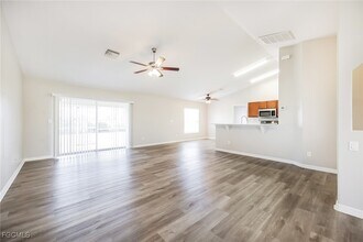 2715 72nd St W in Lehigh Acres, FL - Building Photo - Building Photo