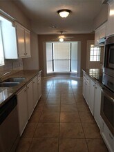 1902 Laura Ln in La Porte, TX - Building Photo - Building Photo