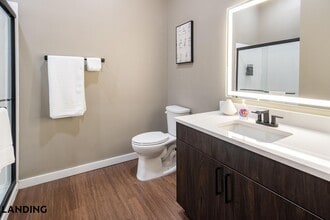 1364 E Battlefield Rd in Springfield, MO - Building Photo - Building Photo