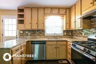 320 Oak St in Fayetteville, GA - Building Photo - Building Photo