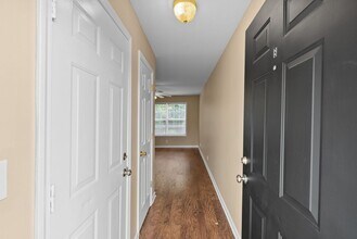 247 Senator Dr in Clarksville, TN - Building Photo - Building Photo