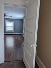 73 Beck Ave, Unit 2 in Akron, OH - Foto de edificio - Building Photo
