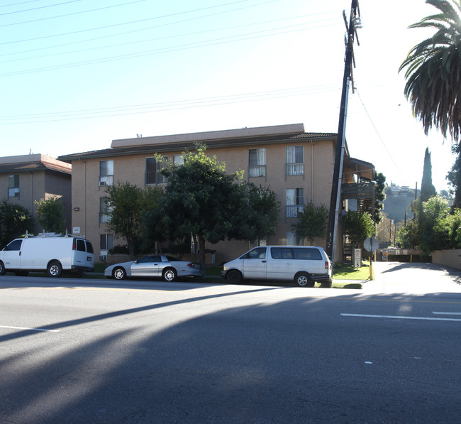 Figueroa Gardens in Los Angeles, CA - Building Photo - Building Photo