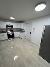 4 Park Ave Pl in Worcester, MA - Foto de edificio - Building Photo