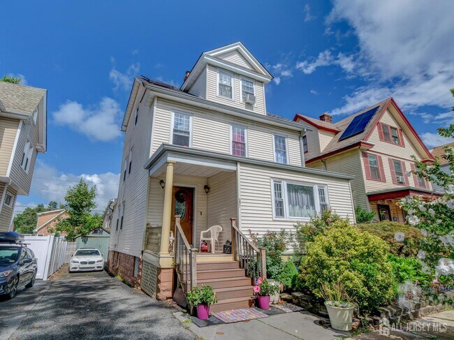 231 Waverly Pl in South Orange, NJ - Building Photo - Building Photo