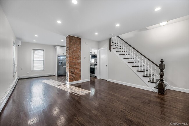 1837 Wallace Ave in Bronx, NY - Building Photo - Building Photo