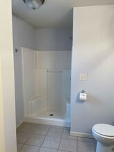 5185 Samuelson Rd in Duluth, MN - Building Photo - Building Photo