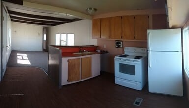 595 SW Birch Pl-Unit -C in Pilot Rock, OR - Building Photo - Building Photo