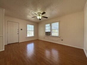 2211 26th St in Lubbock, TX - Building Photo - Building Photo